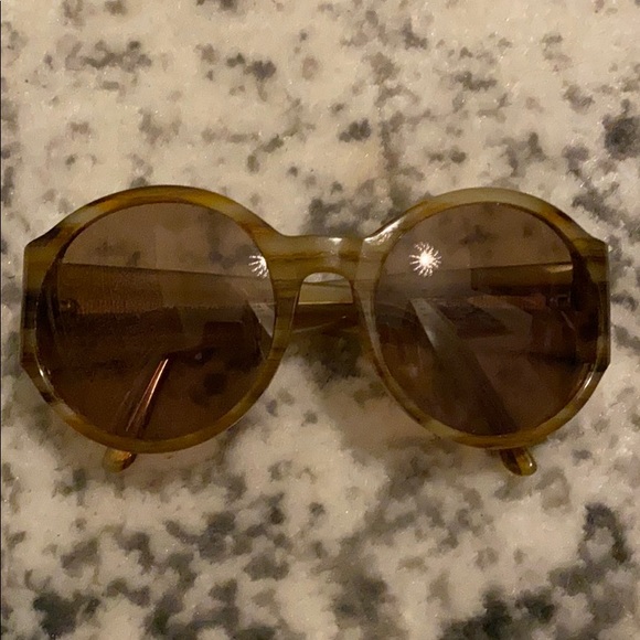 Balenciaga Tortoise Shell Sunglasses - Picture 2 of 8